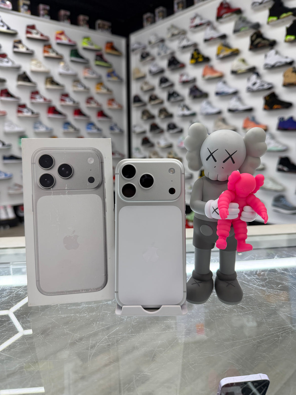 Apple iPhone 17 Pro 256GB Silver (Unlocked) – 808CellphoneRepair